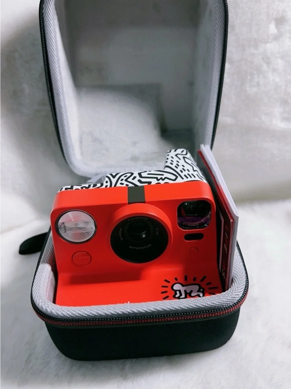 Polaroid x Keith Haring limited edition camera- exellent condition